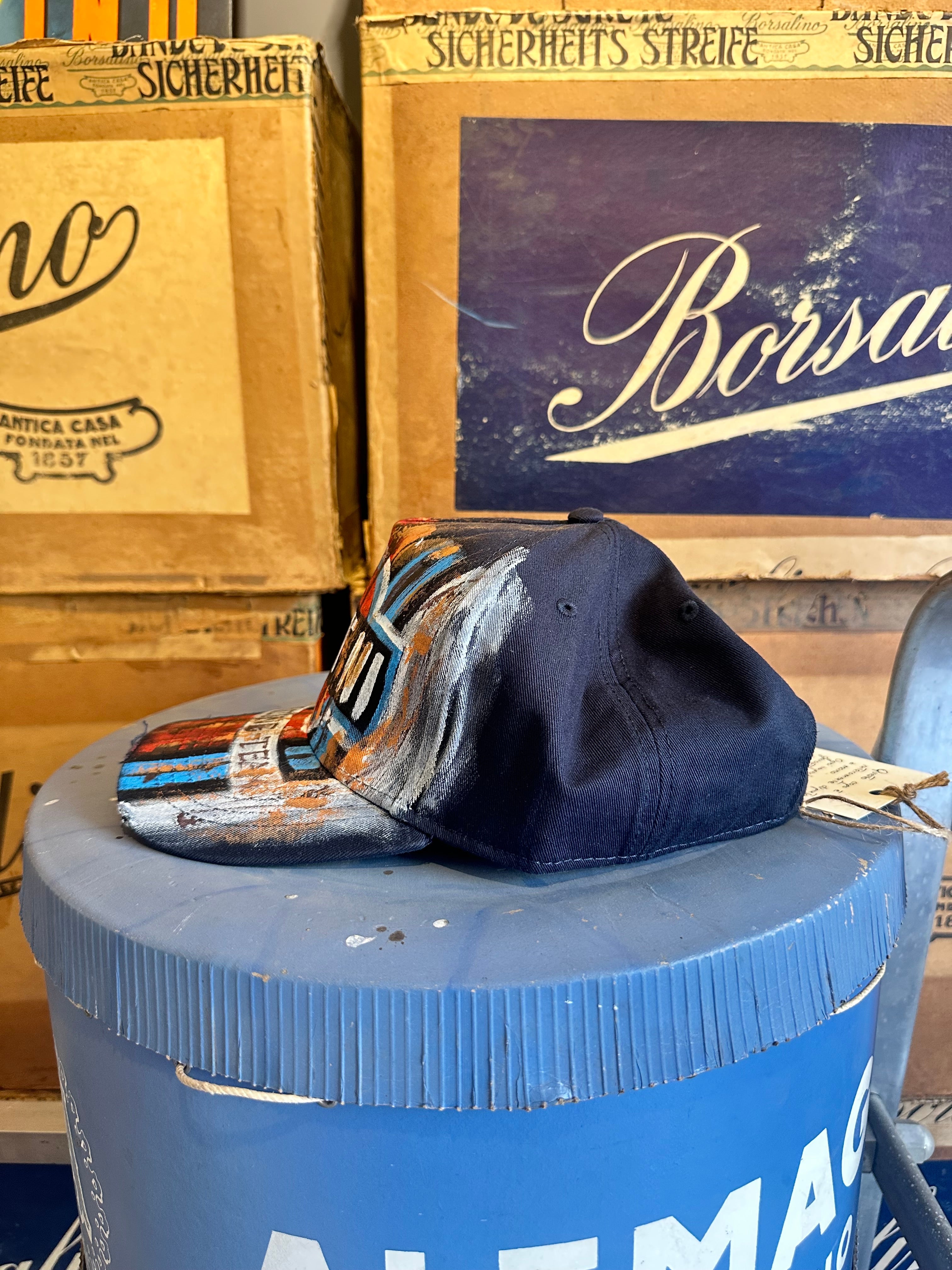 Cappellino disegnato a mano - Martini