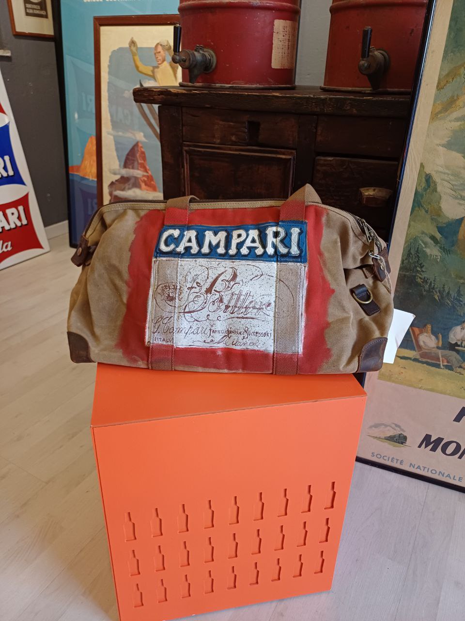 Borsone da viaggio dipinto a mano - Campari